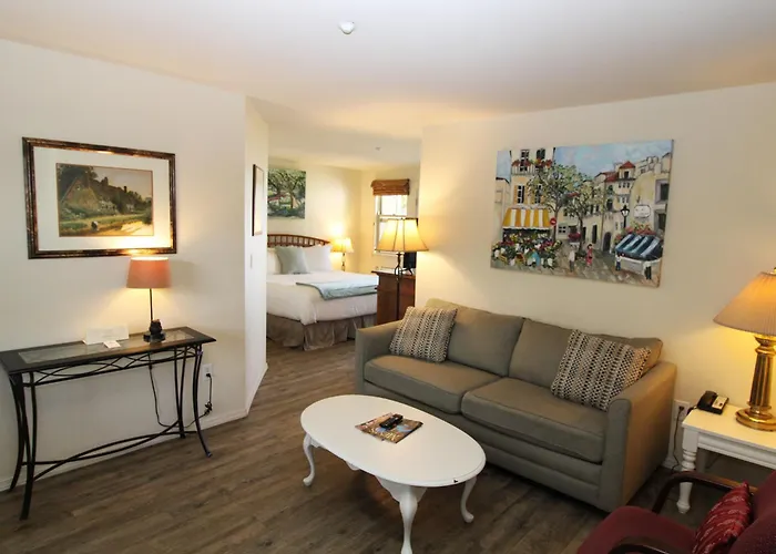 Back Bay Inn