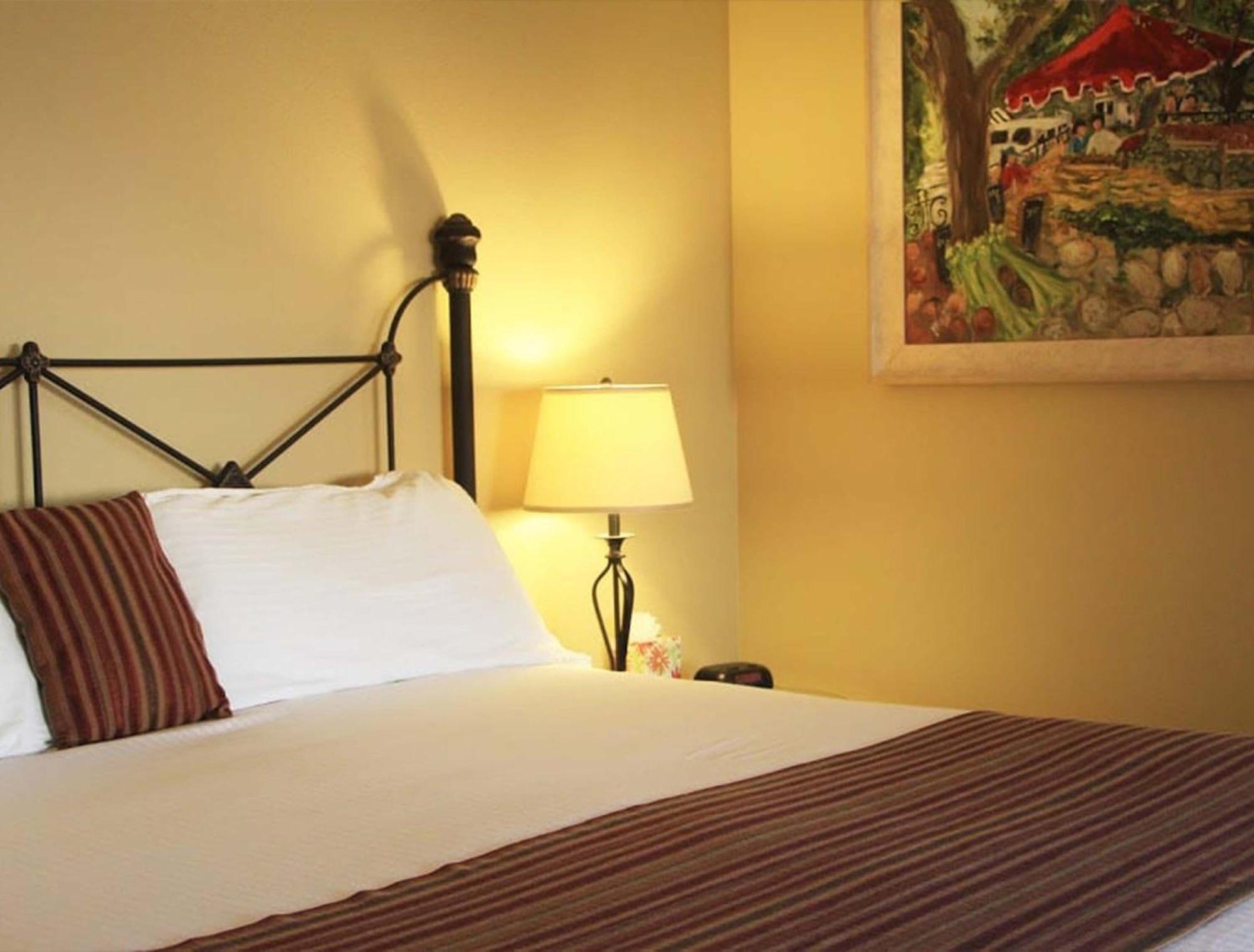 Back Bay Hotel