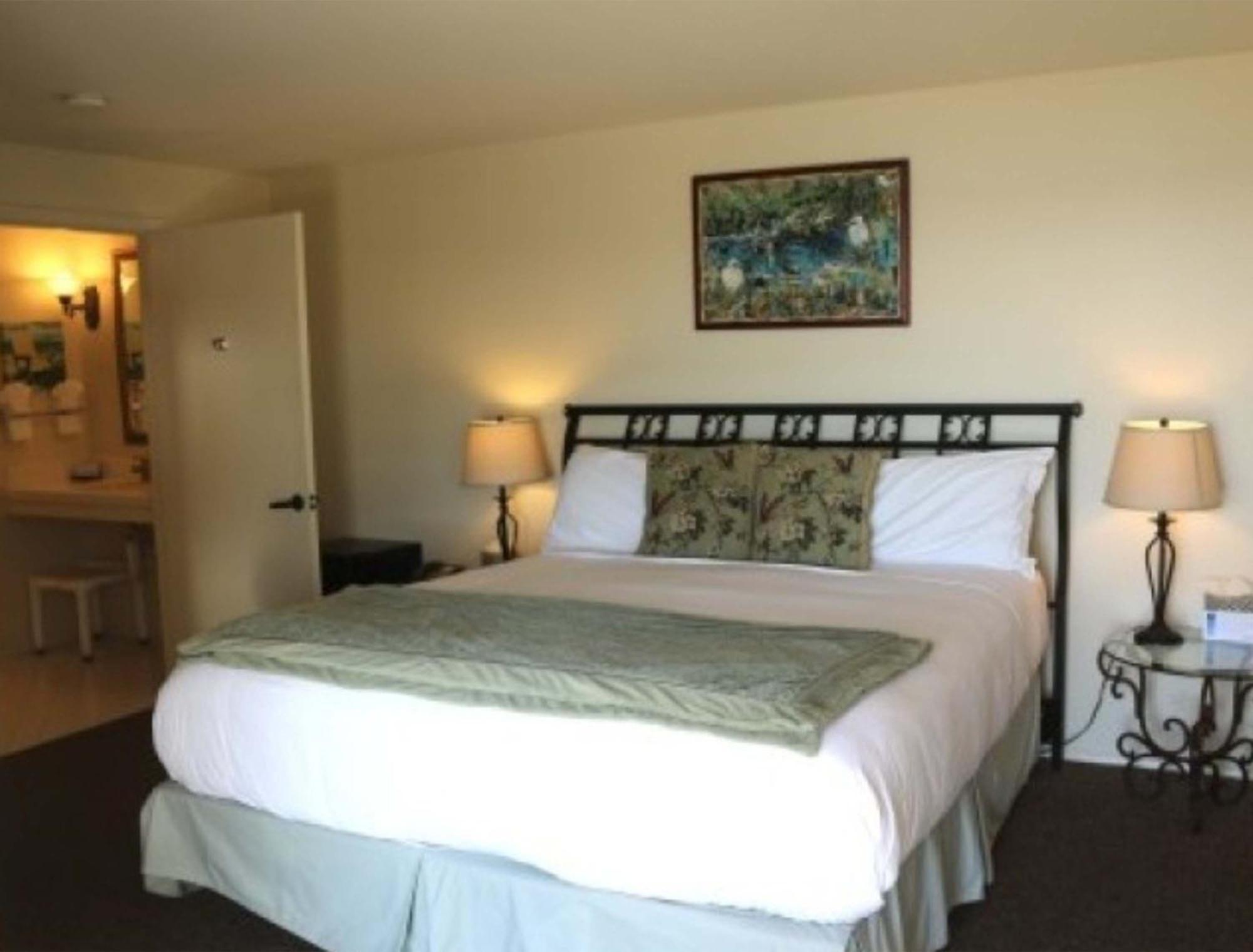 Back Bay Hotel